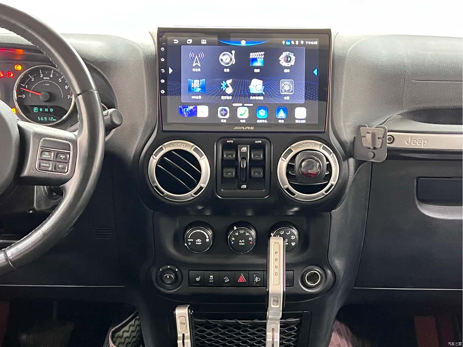 Jeep Wrangler, 2019 21