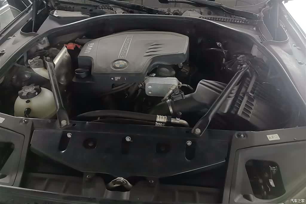 BMW 5 Series, 2016 10