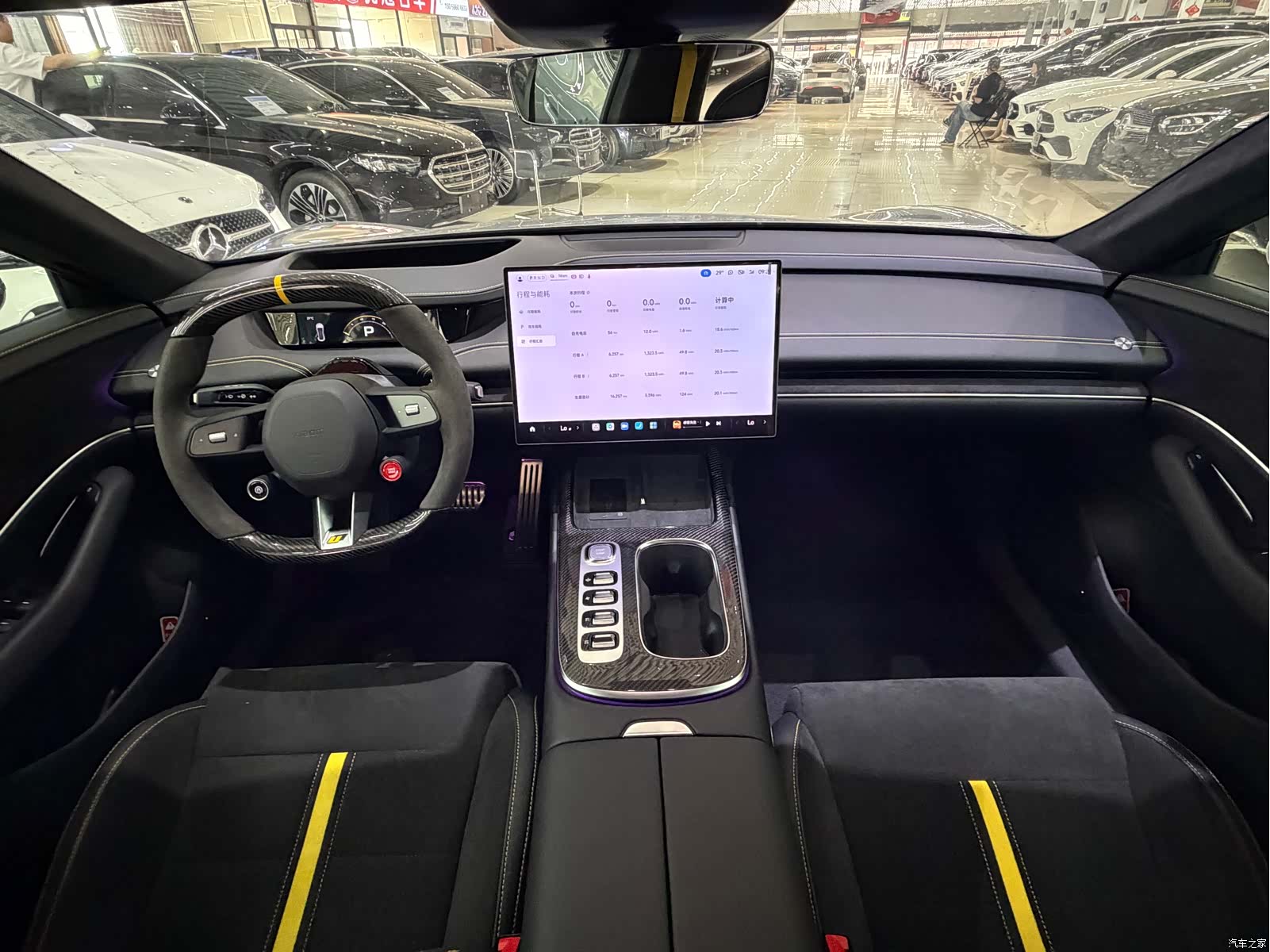 Xiaomi SU7, 2025 10