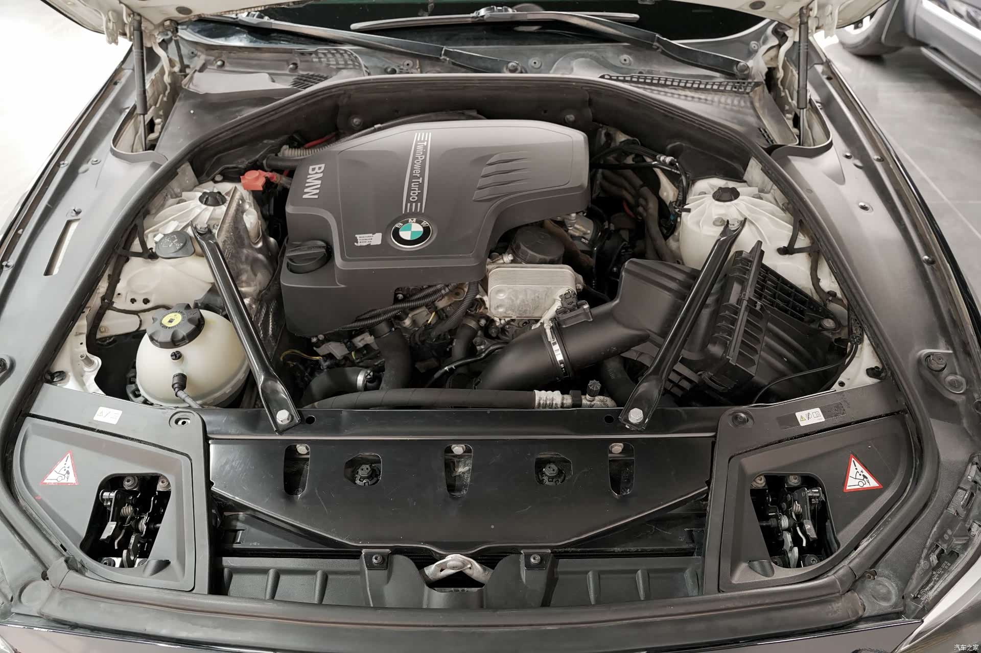 BMW 5 Series, 2014 21