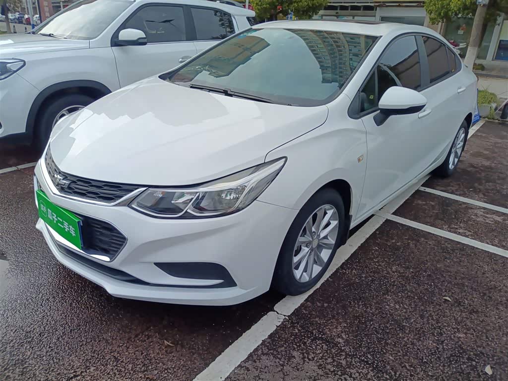 Chevrolet Cruze 2018 320 AT