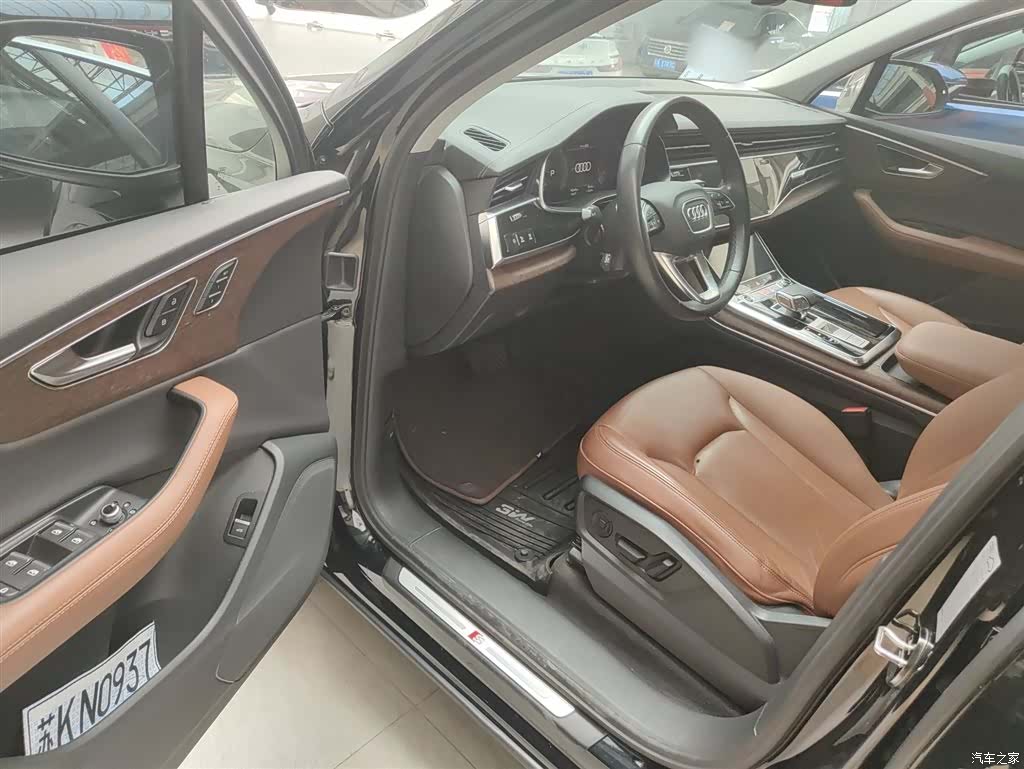 Audi Q7, 2024 12