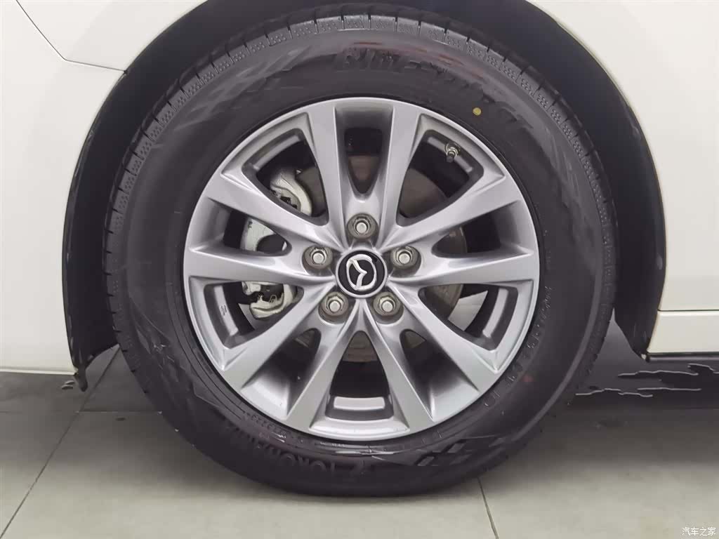 Mazda Mazda3, 2024 17