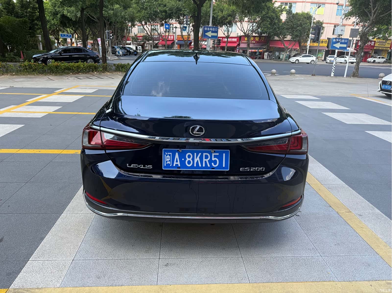 Lexus ES, 2020 все фото