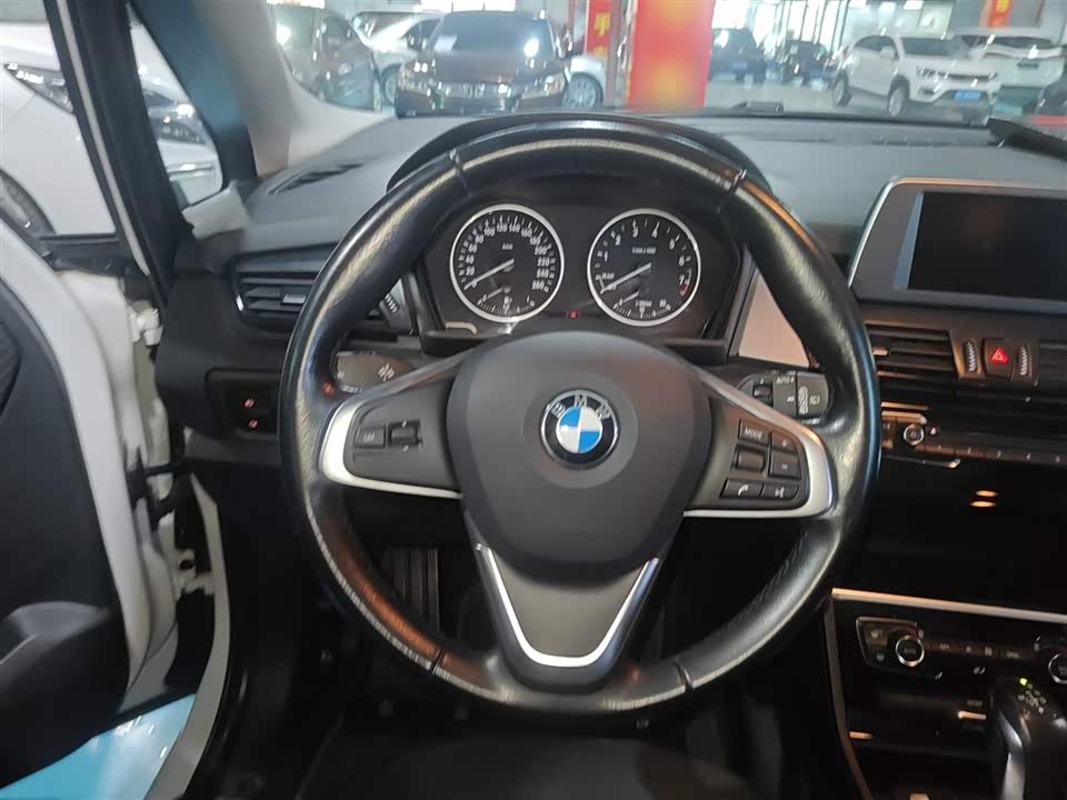 BMW 2 series station wagon