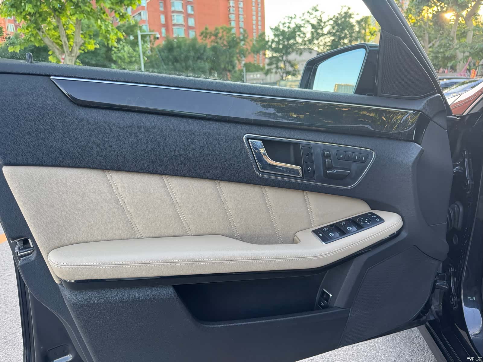 Mercedes-Benz E-Class, 2011 12