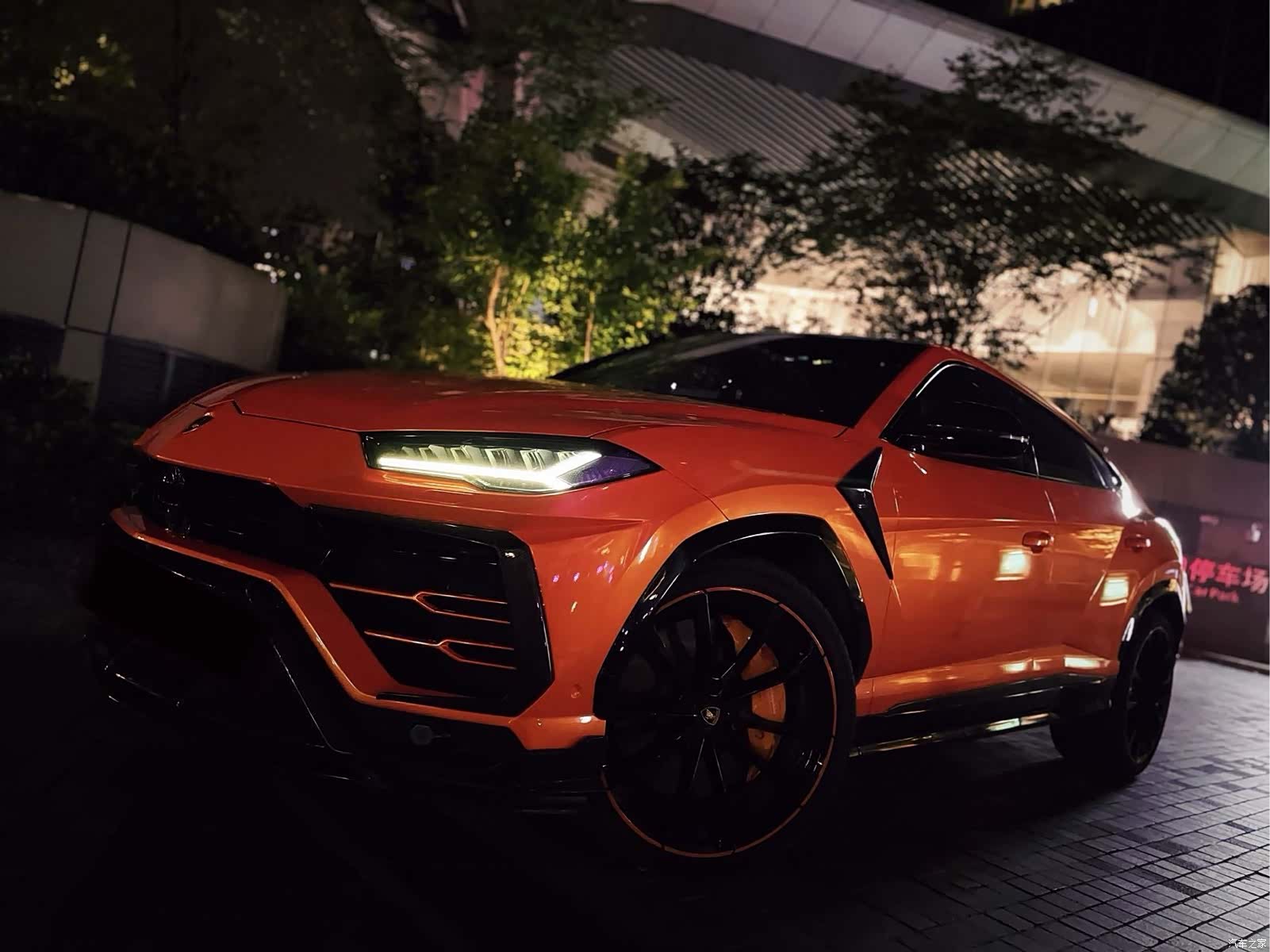 Lamborghini Urus, 2019 2
