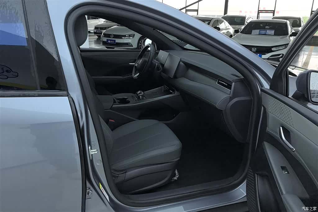 BYD Qin, 2025 8
