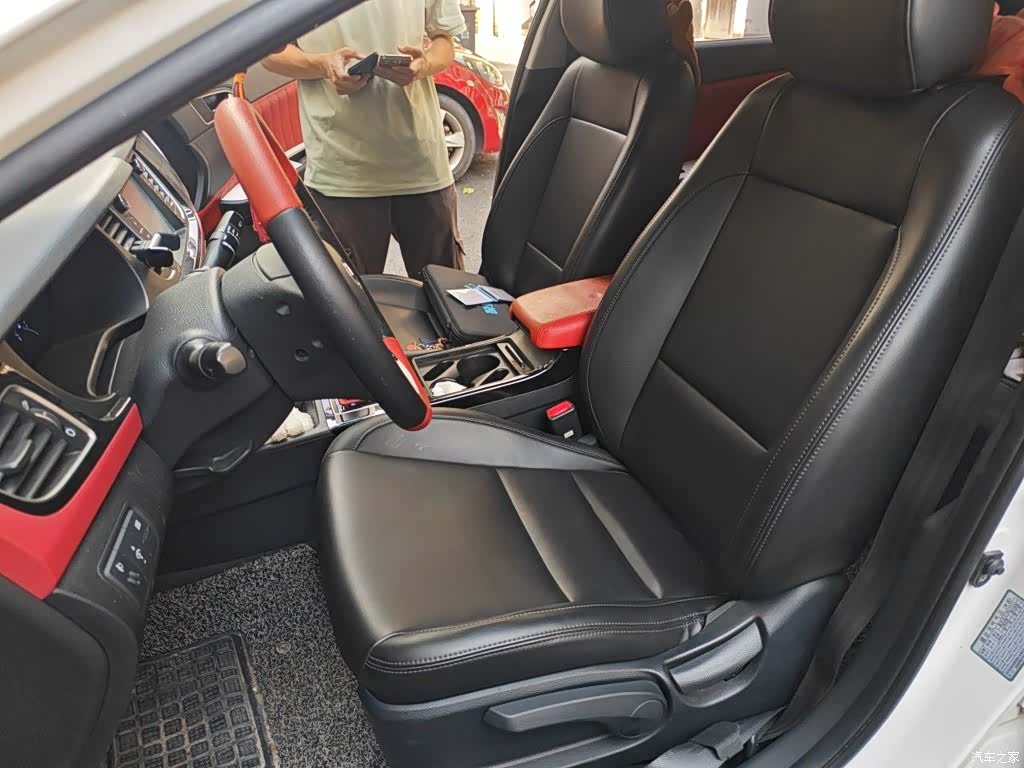 Hyundai GLS, 2016 12