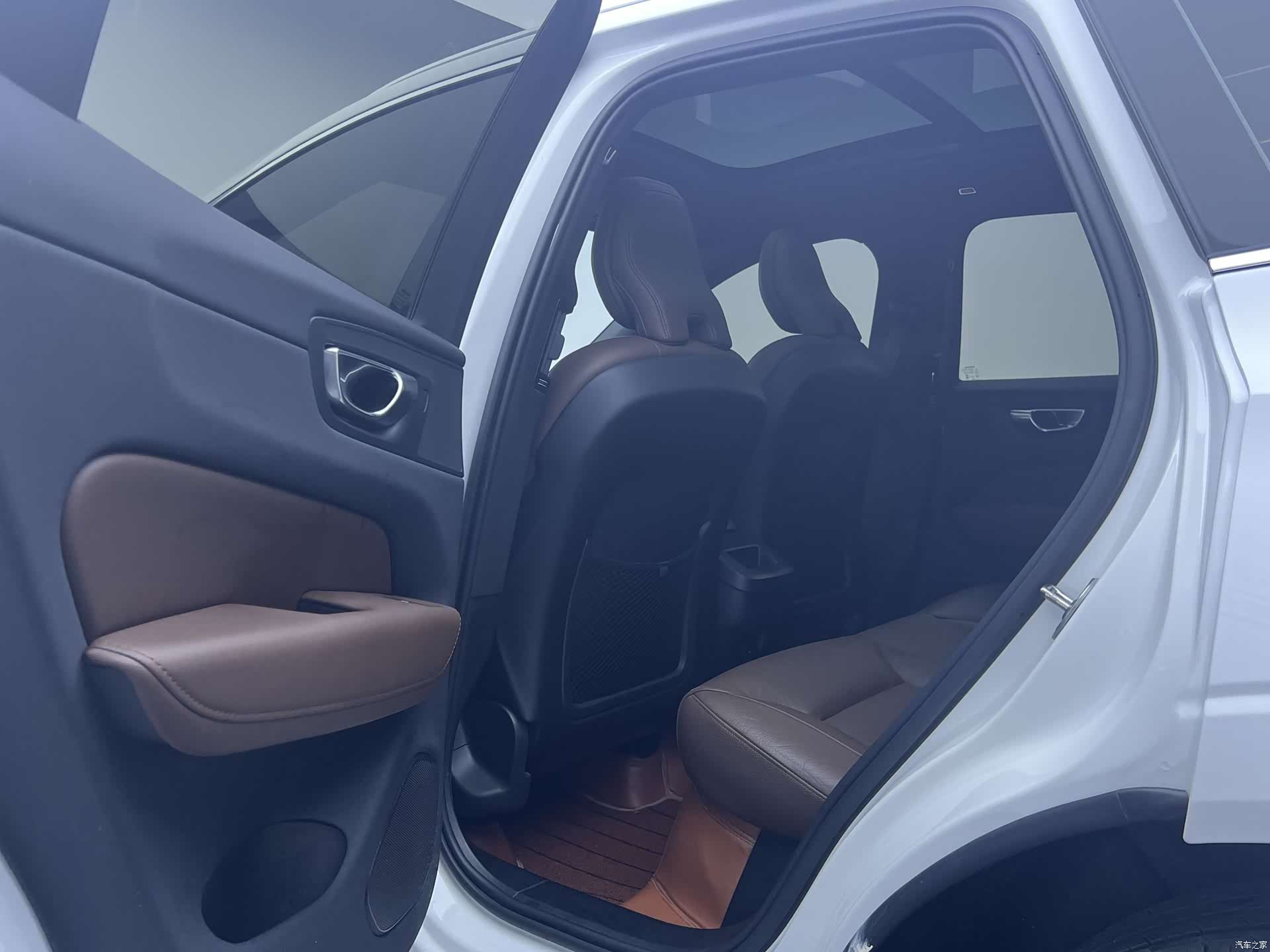 Volvo XC60, 2023 13