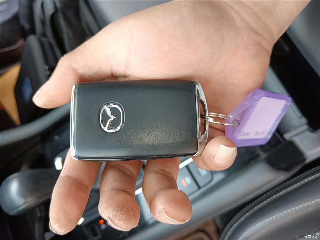 Mazda Mazda3, 2023 17