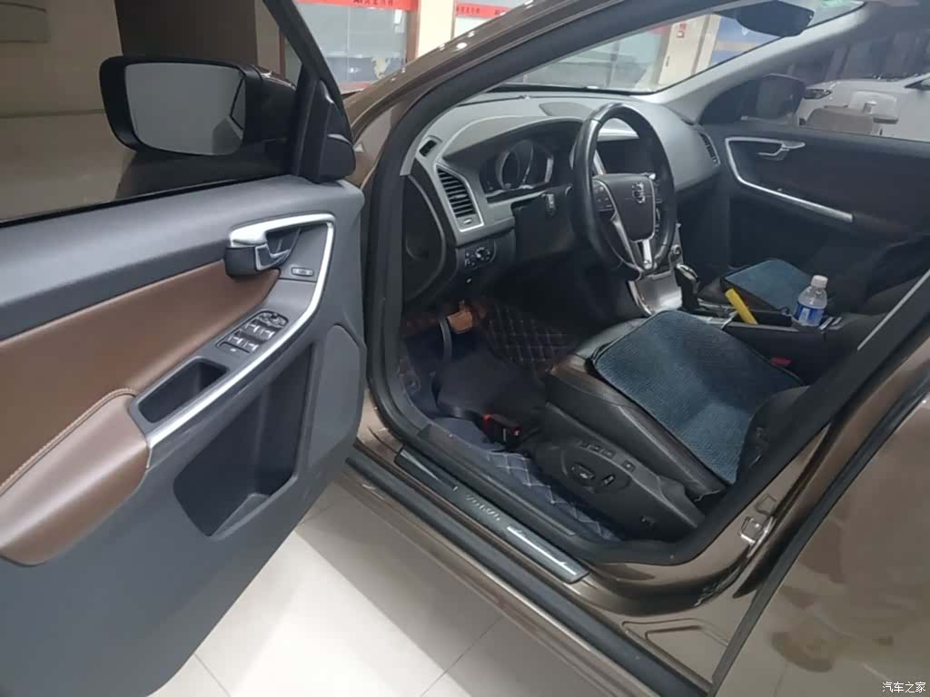 Volvo XC60, 2017 15