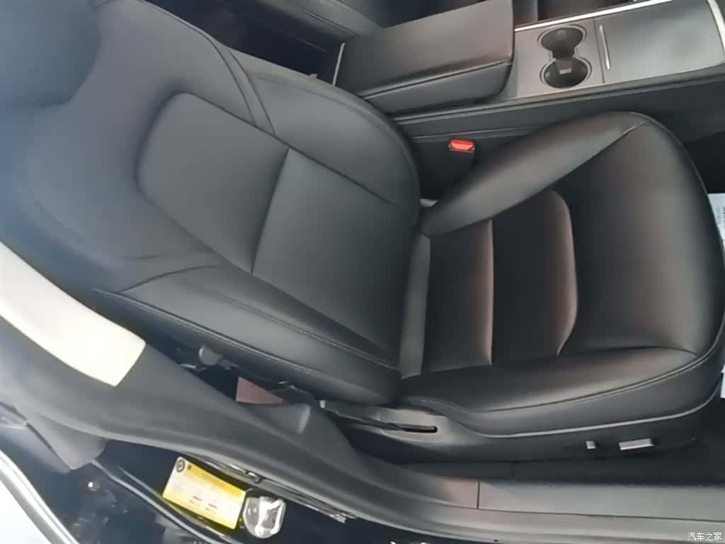 Tesla Model 3, 2023 25