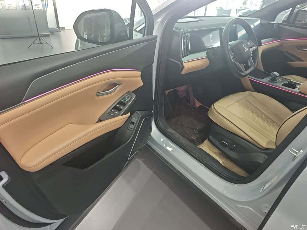 BYD Song, 2025 16
