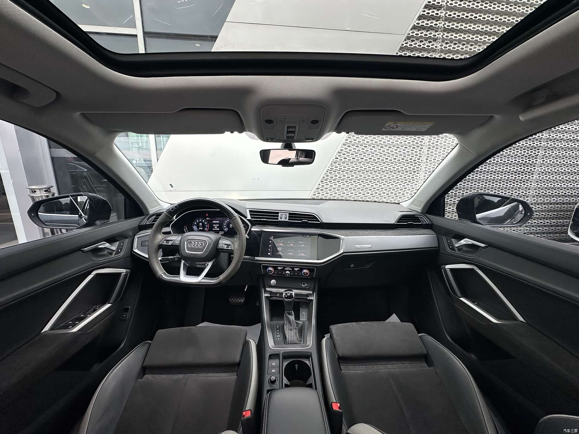 Audi Q3, 2020 все фото