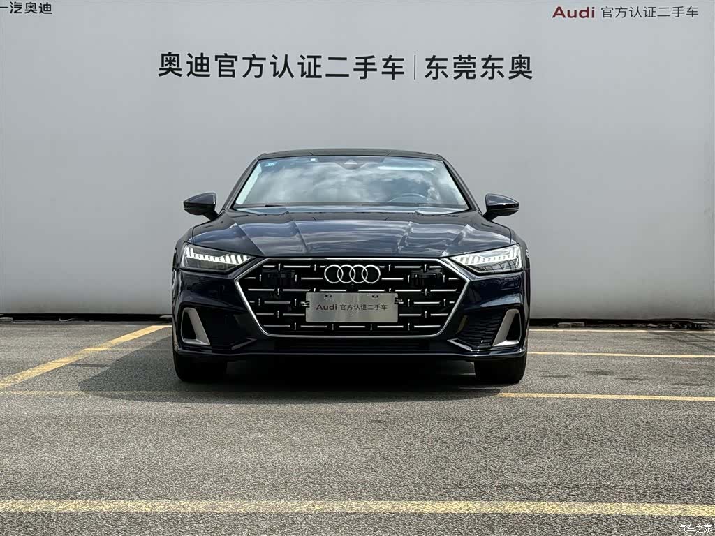 Audi A7L, 2023 2
