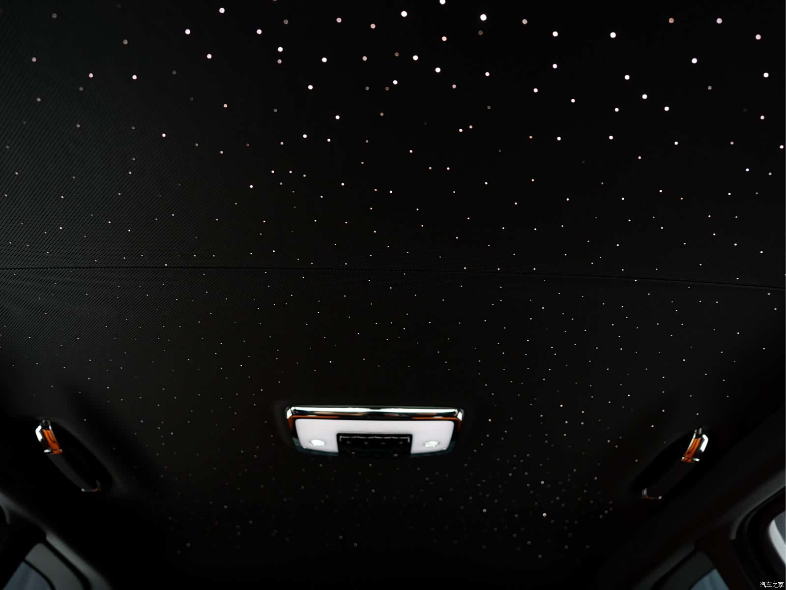 Rolls-Royce Cullinan, 2026 25
