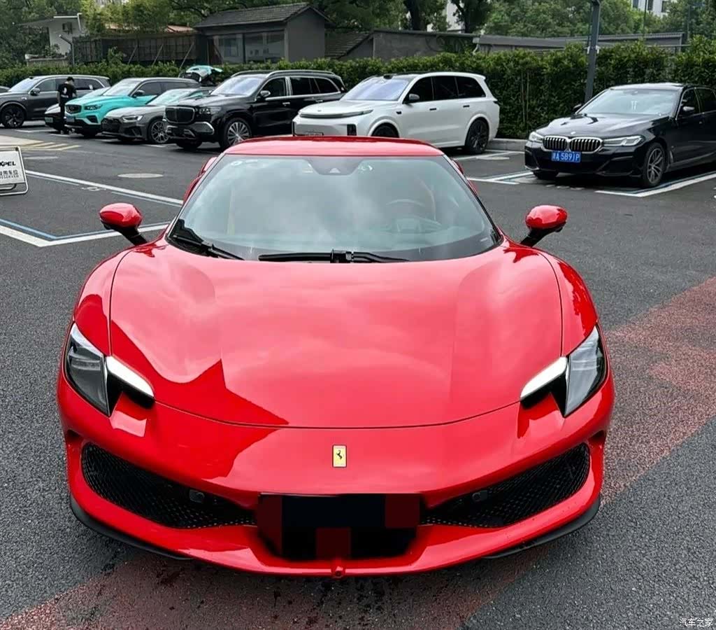 Ferrari 296, 2023 1