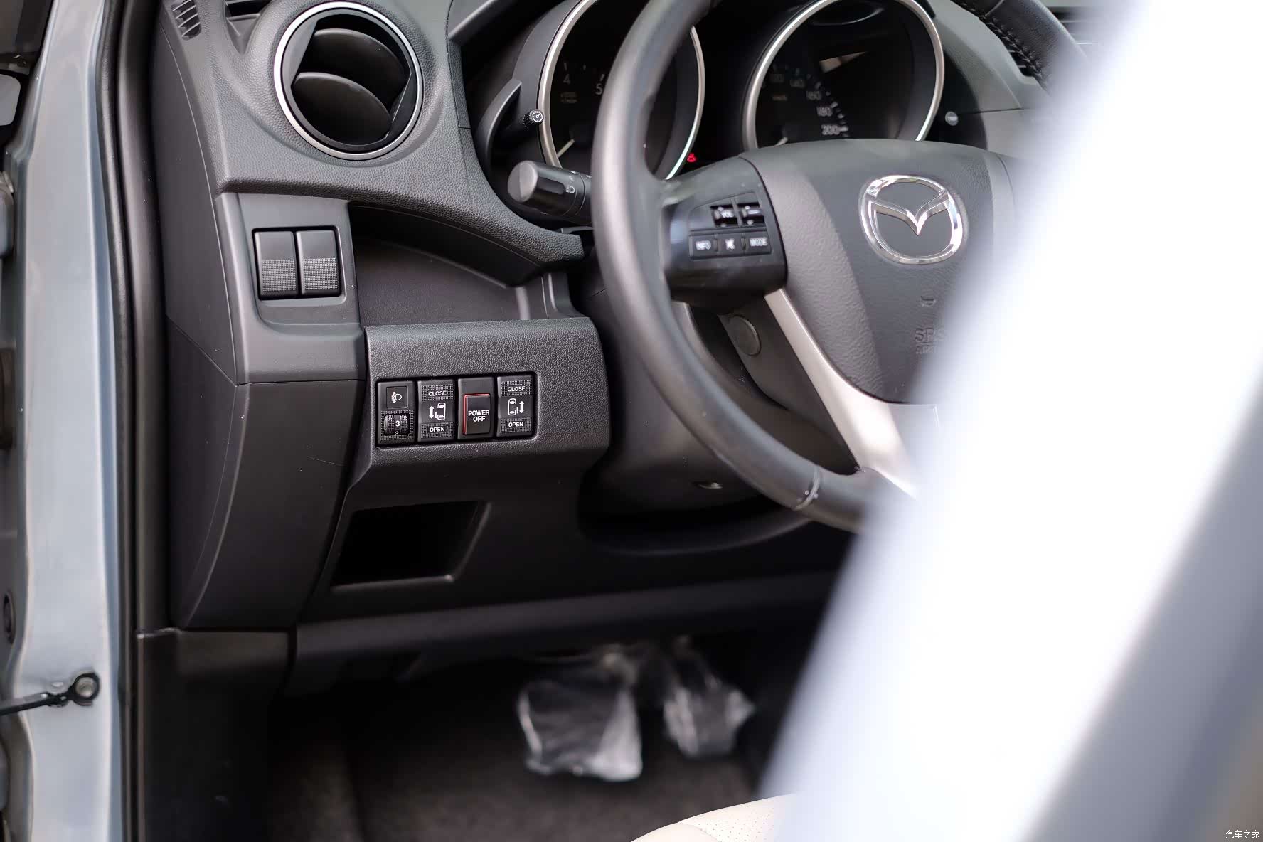 Mazda 5, 2012 25