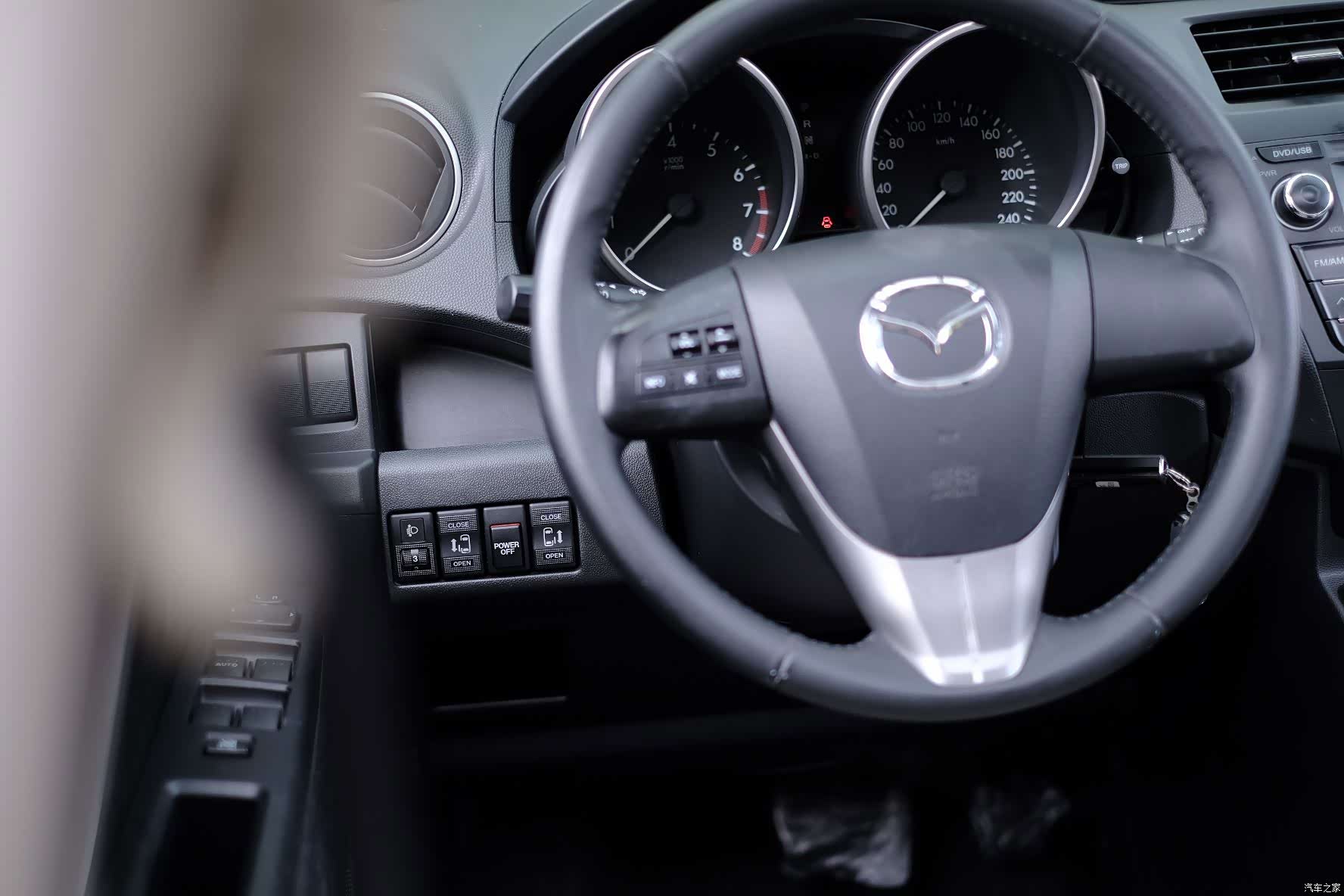 Mazda 5, 2012 23