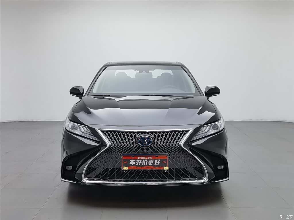 Toyota Camry, 2020 3