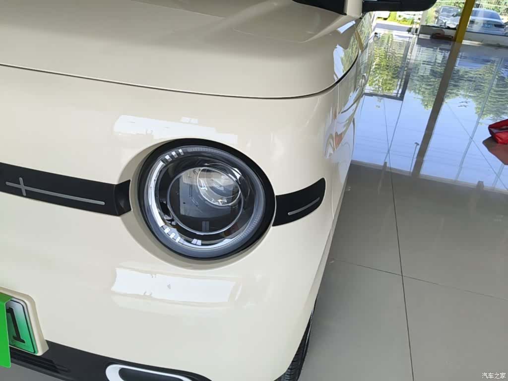 Geely Panda, 2025 24