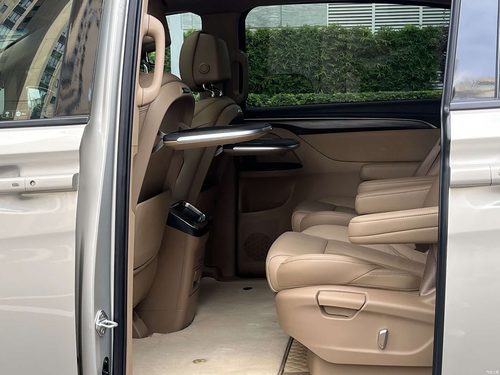 Buick GL8, 2021 10