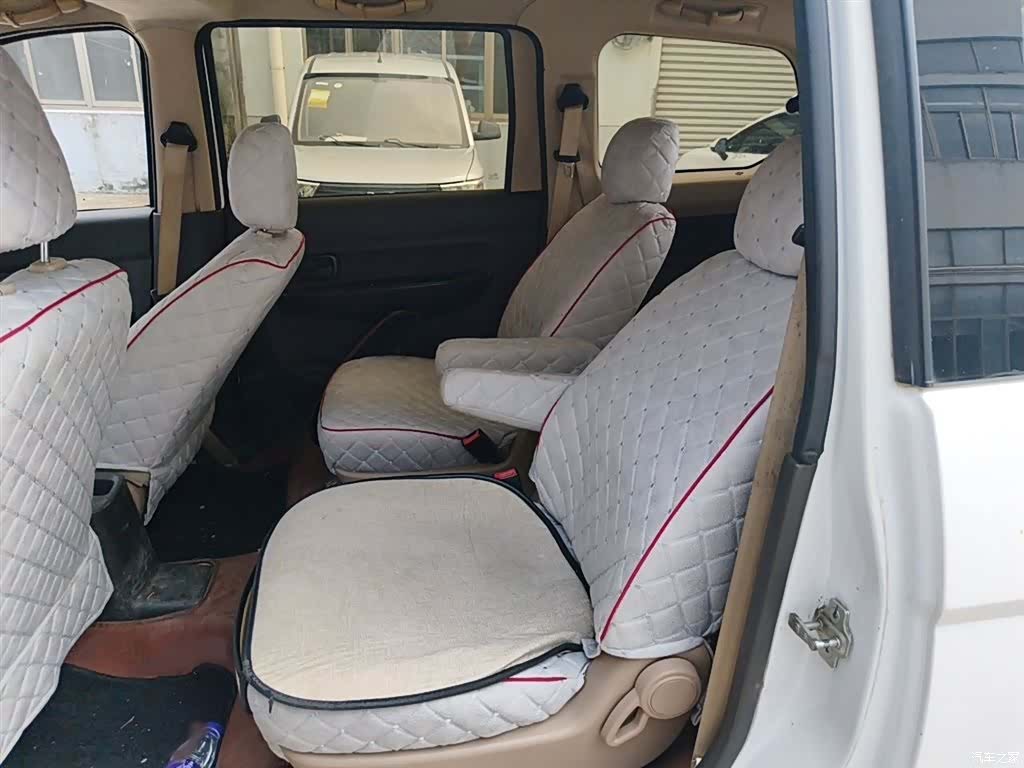 Wuling Hongguang, 2016 15