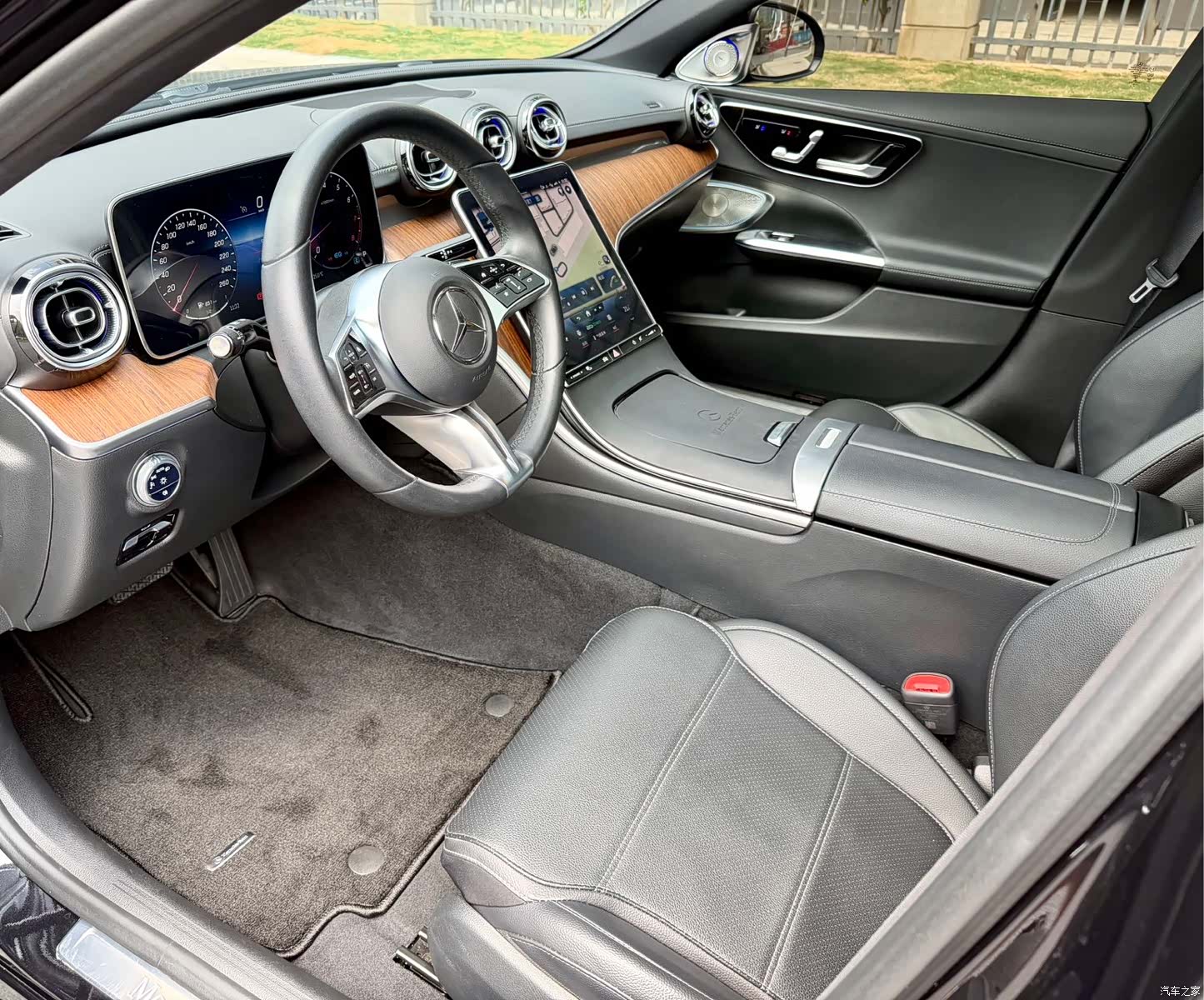 Mercedes-Benz C-Class, 2022 15