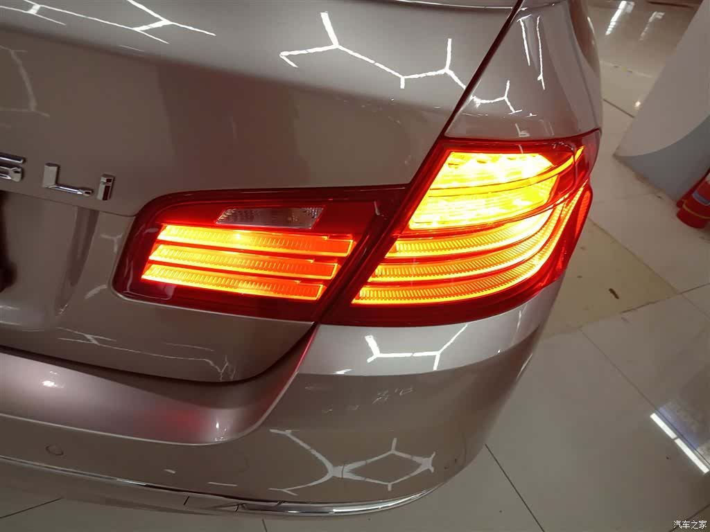 BMW 5 Series, 2015 24