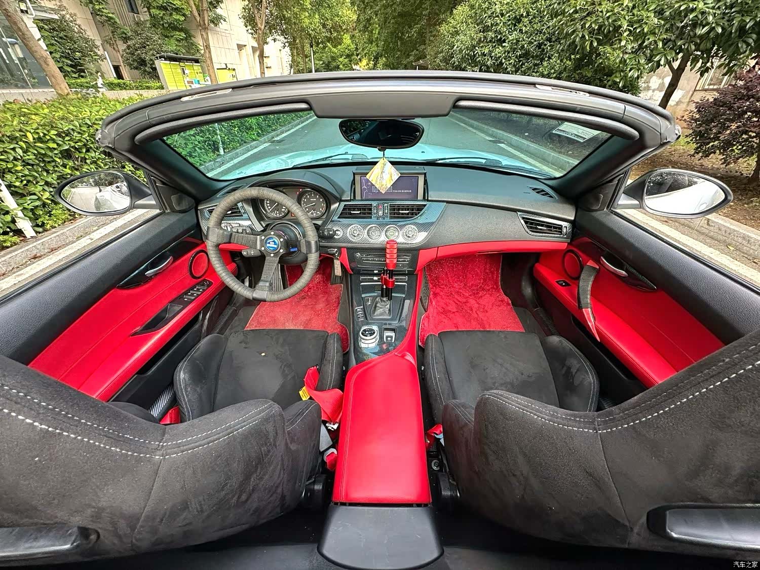BMW Z4, 2011 все фото