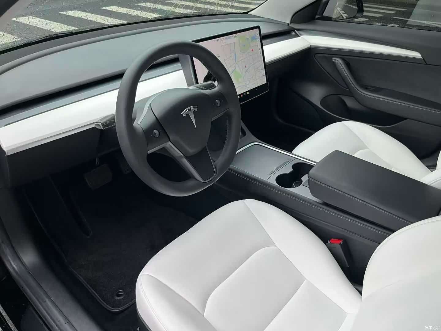 Tesla Model 3, 2021 4
