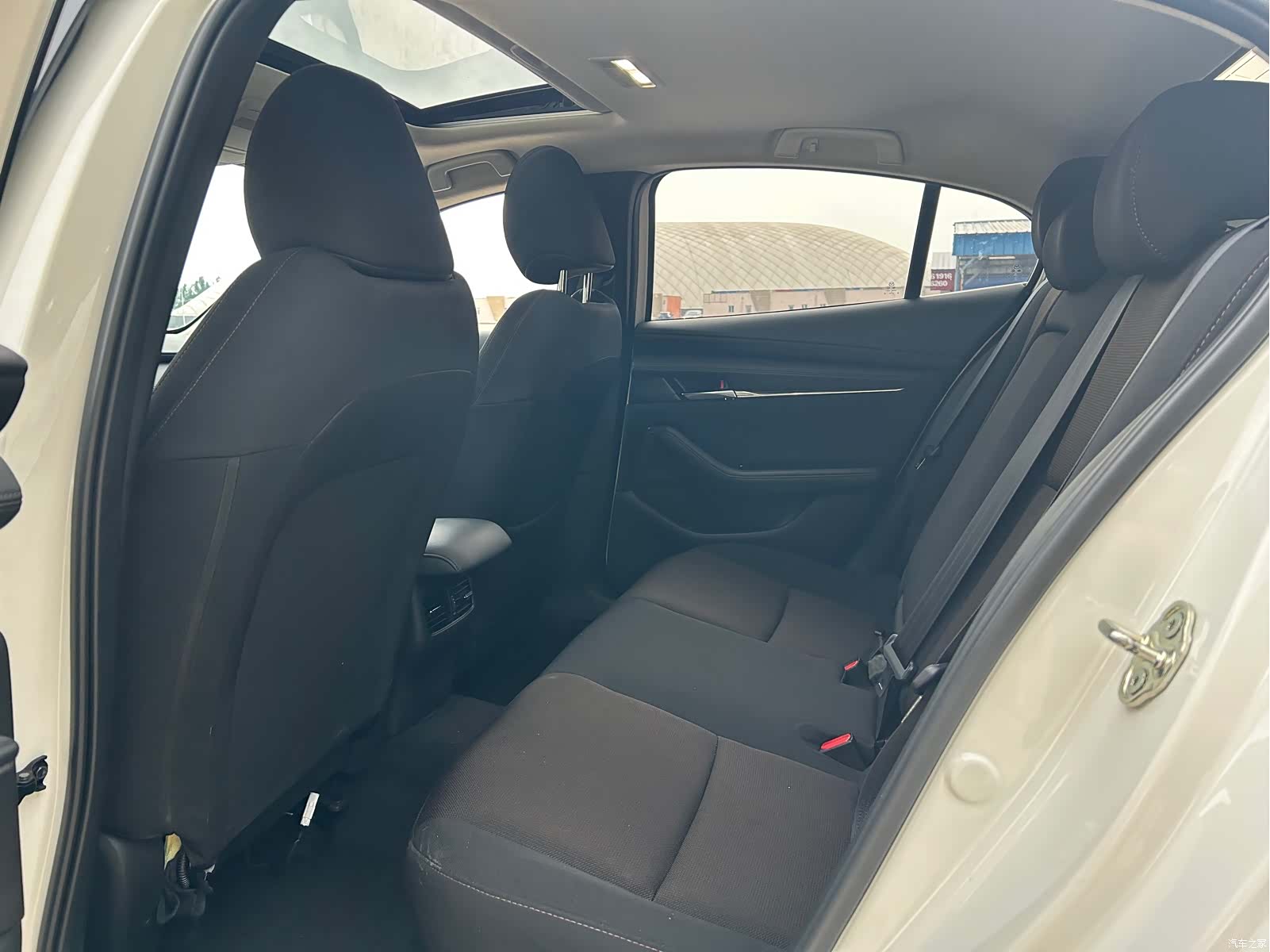 Mazda Mazda3, 2023 15