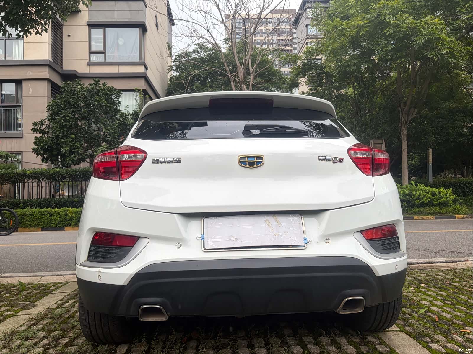 Geely Emgrand, 2016 7