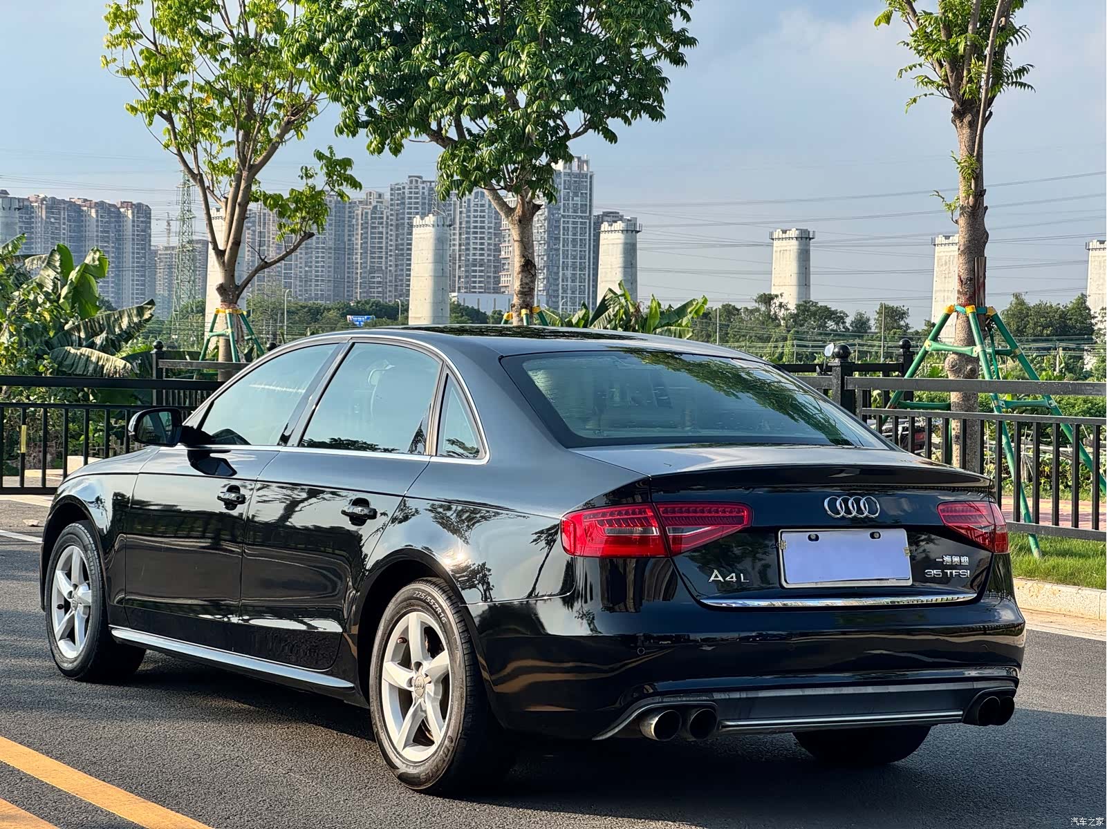 Audi A4L, 2015 10