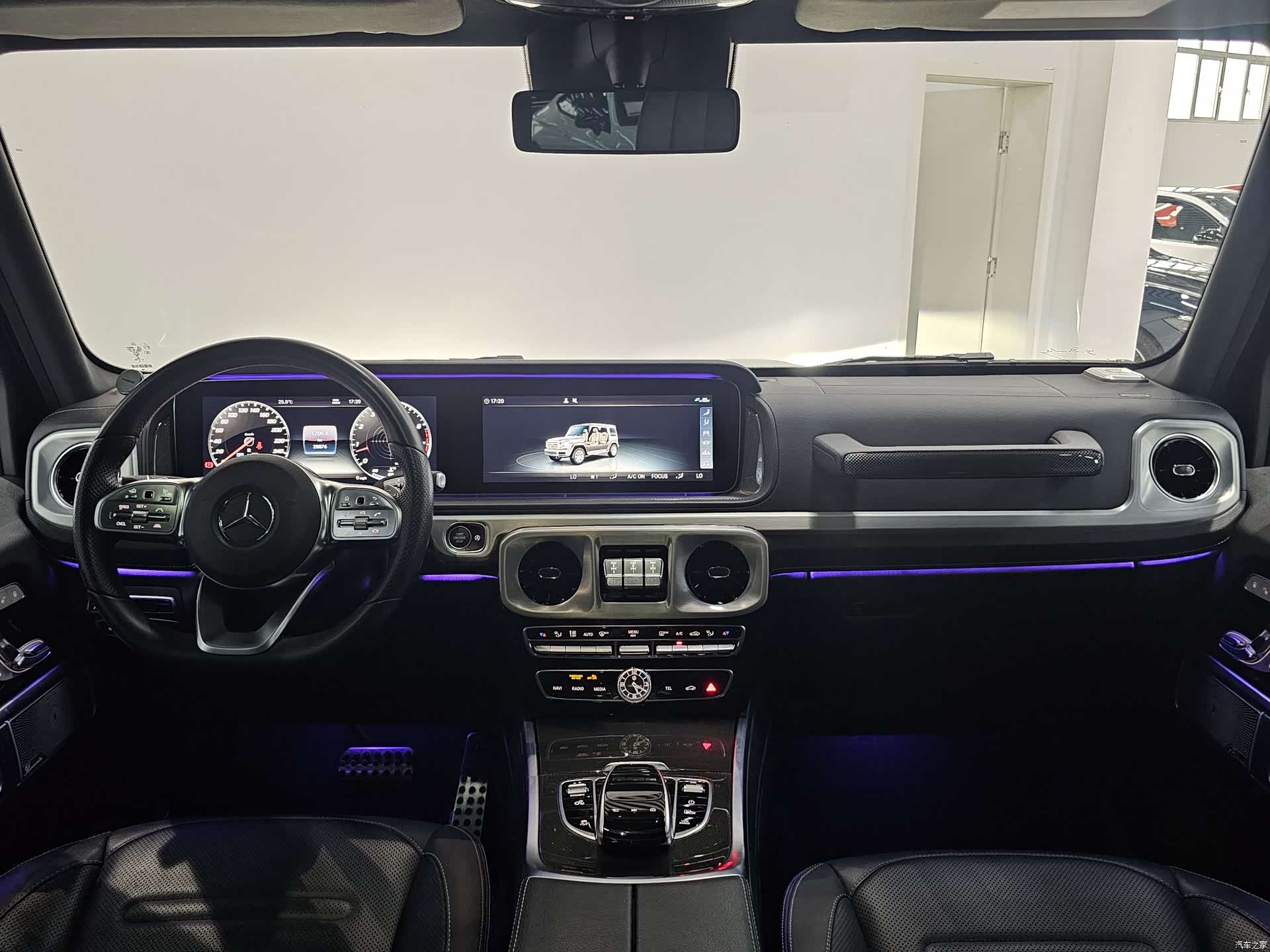 Mercedes-Benz G-Class, 2018 11