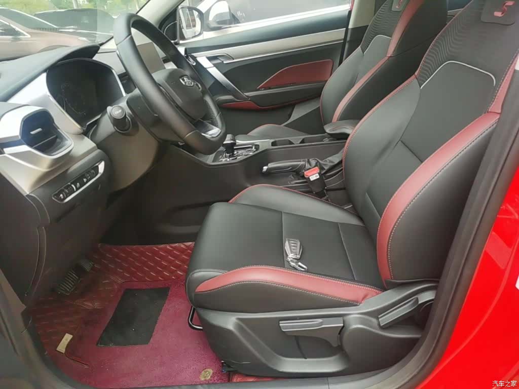 Geely Coolray, 2021 15