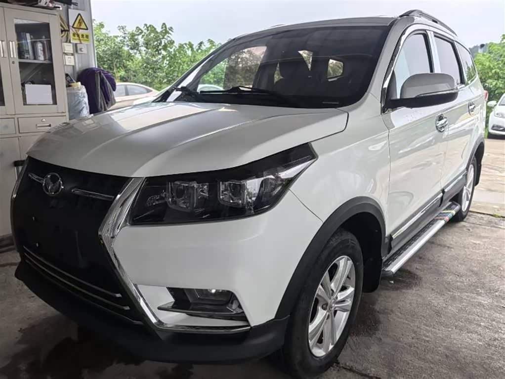 BAIC S3