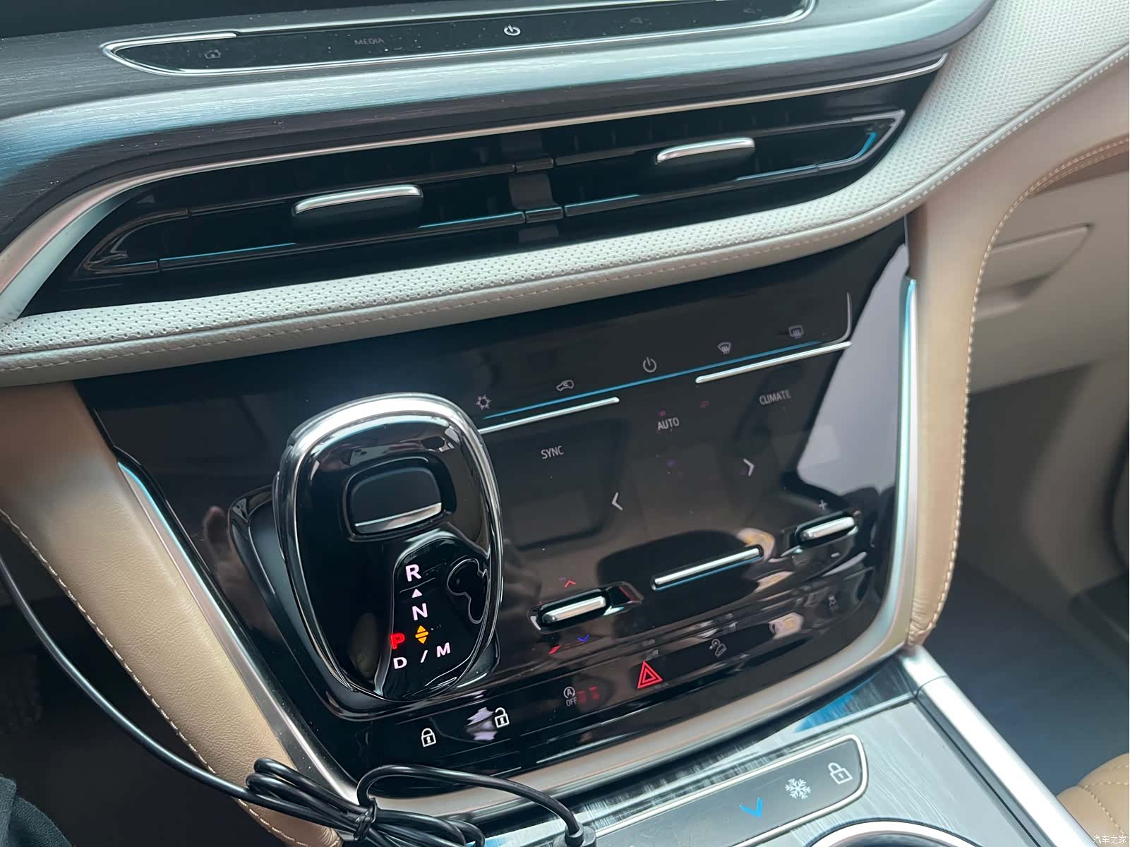 Buick GL8, 2022 13
