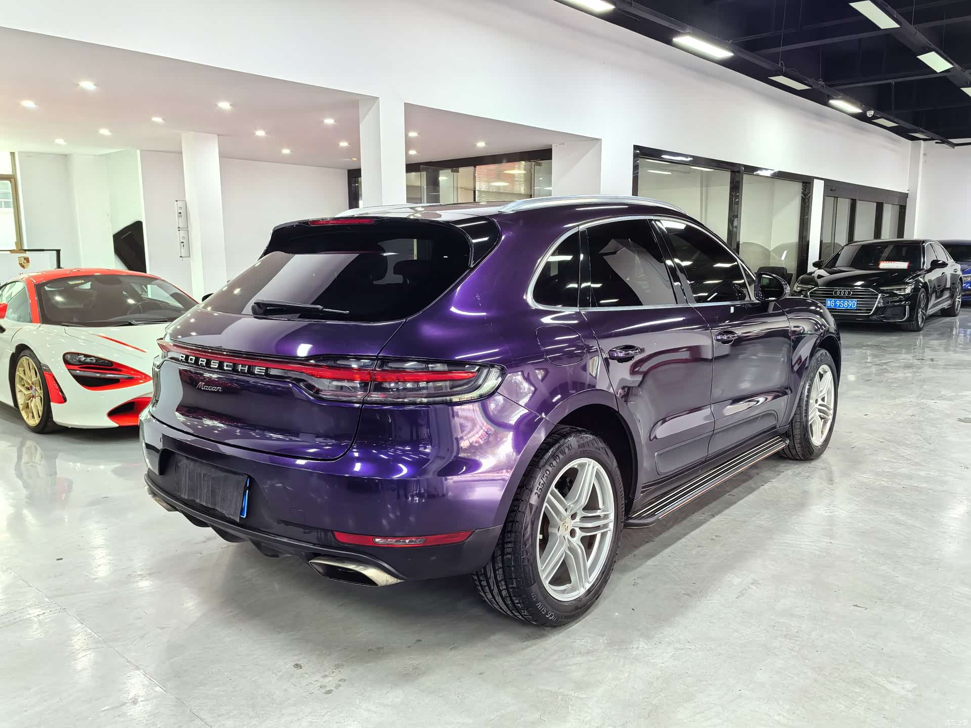 Porsche Macan, 2019 все фото