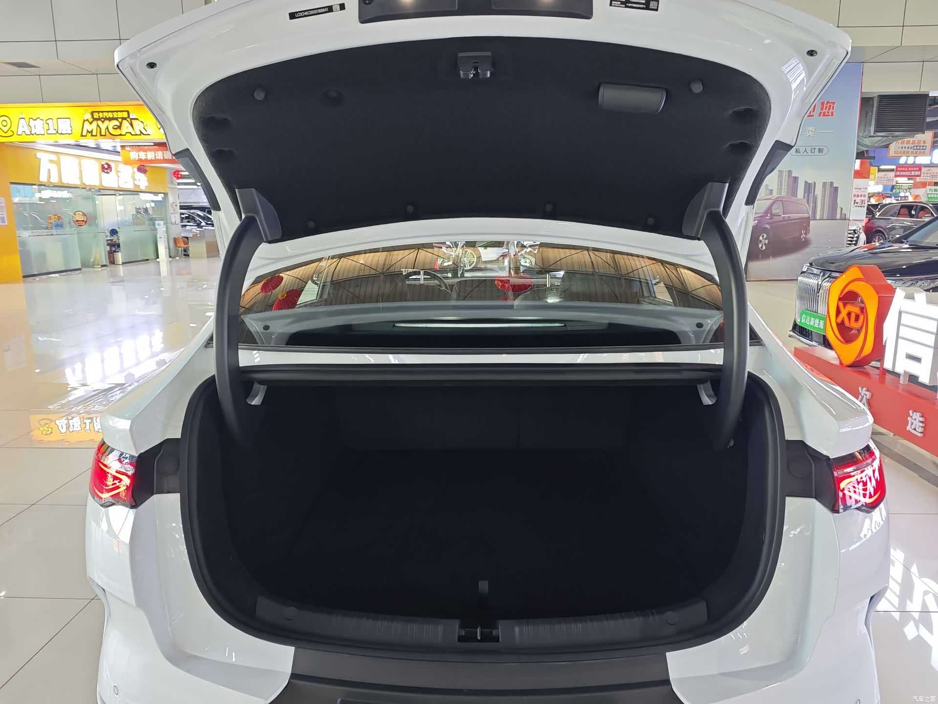 BYD Qin, 2025 10