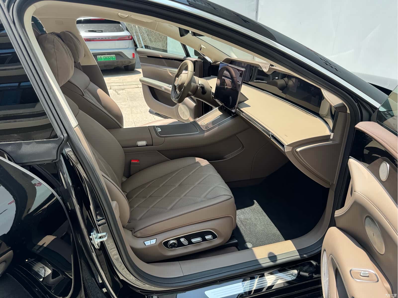 Stelato S9, 2025 10