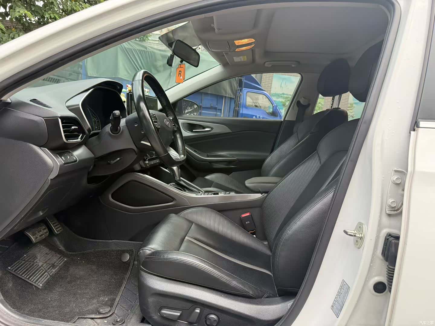Hyundai Lafesta, 2019 все фото
