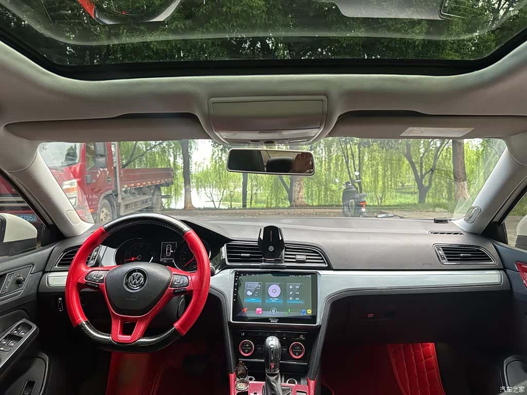 Volkswagen Lamando, 2016 все фото