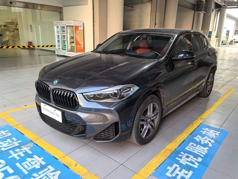 BMW X2