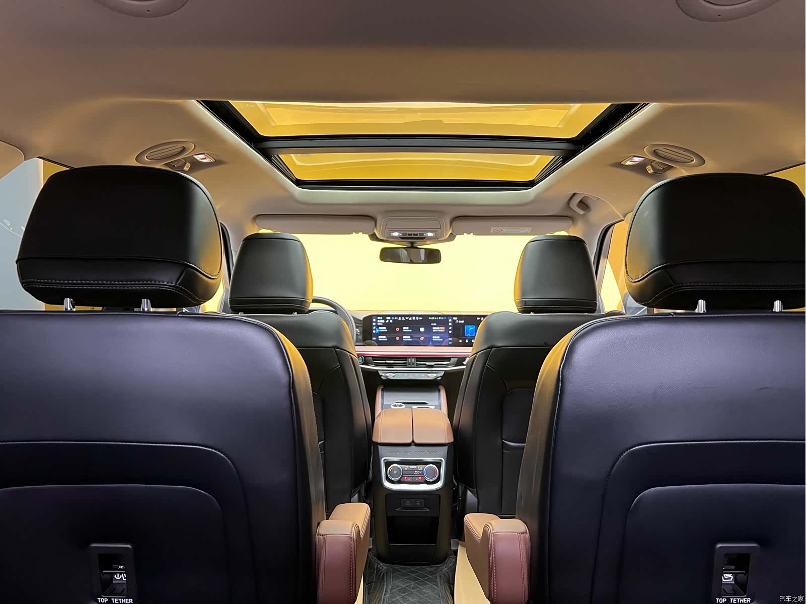 Ford Explorer, 2024 30