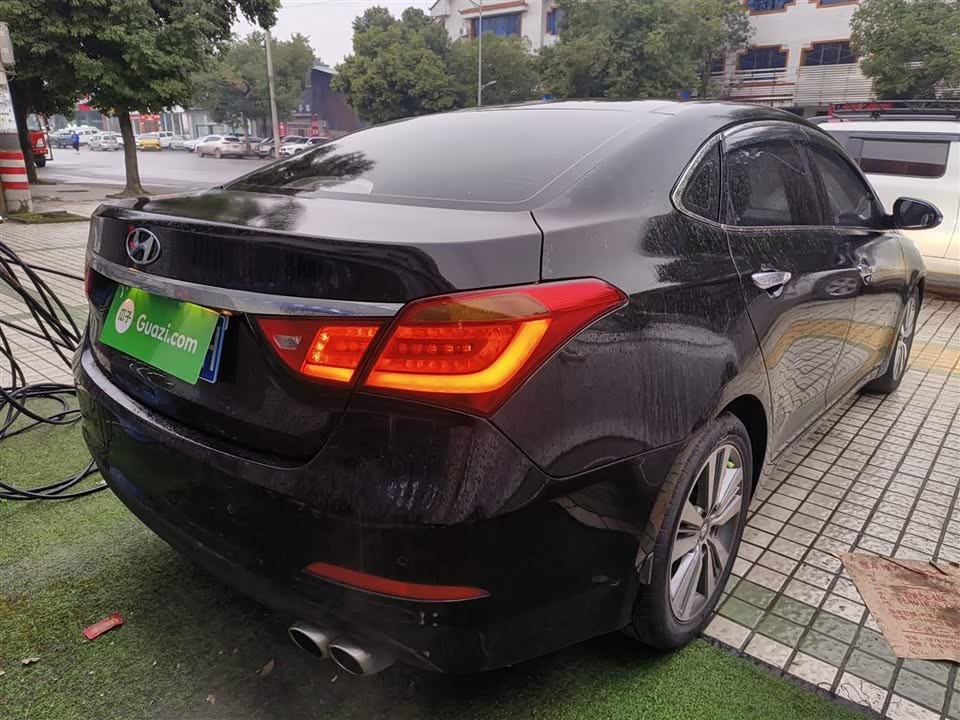 Hyundai Name picture