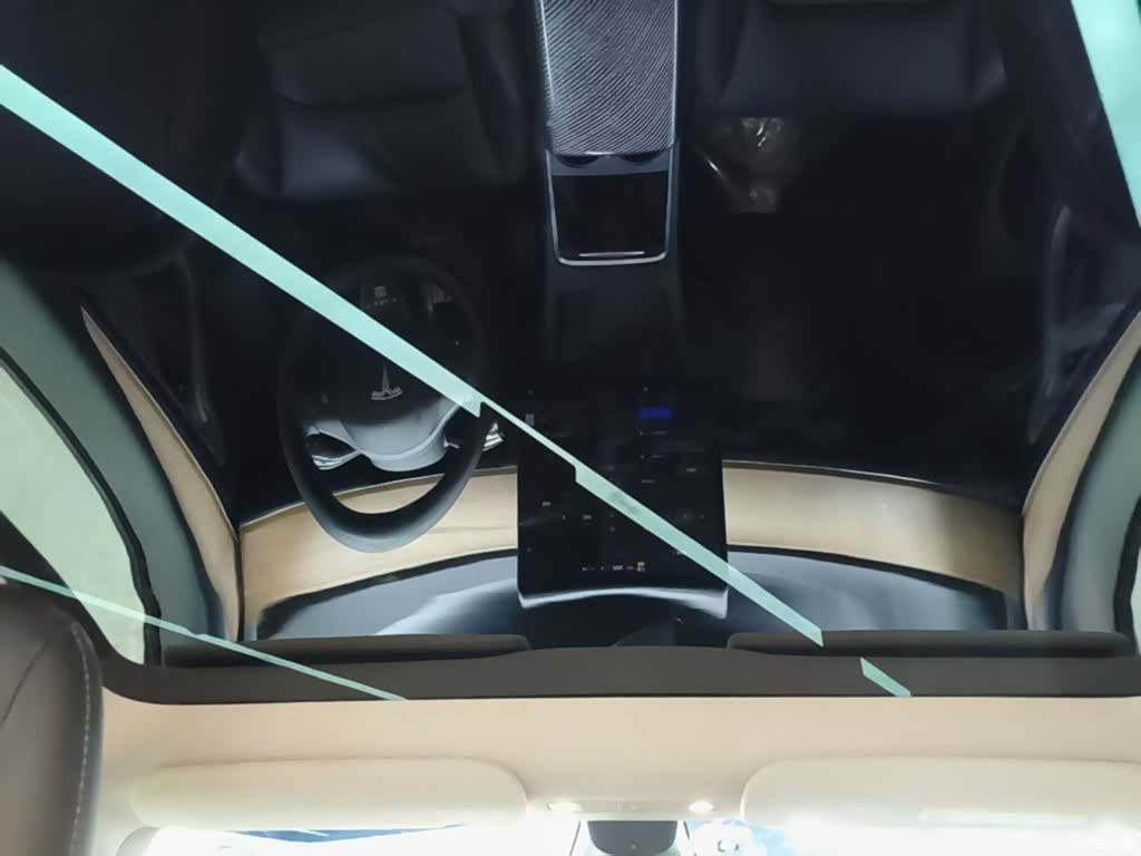 Tesla Model Y, 2022 14