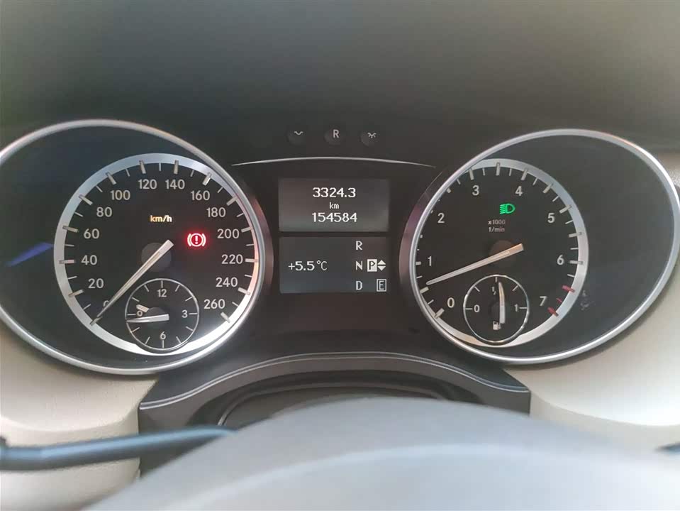 Mercedes-Benz R-class