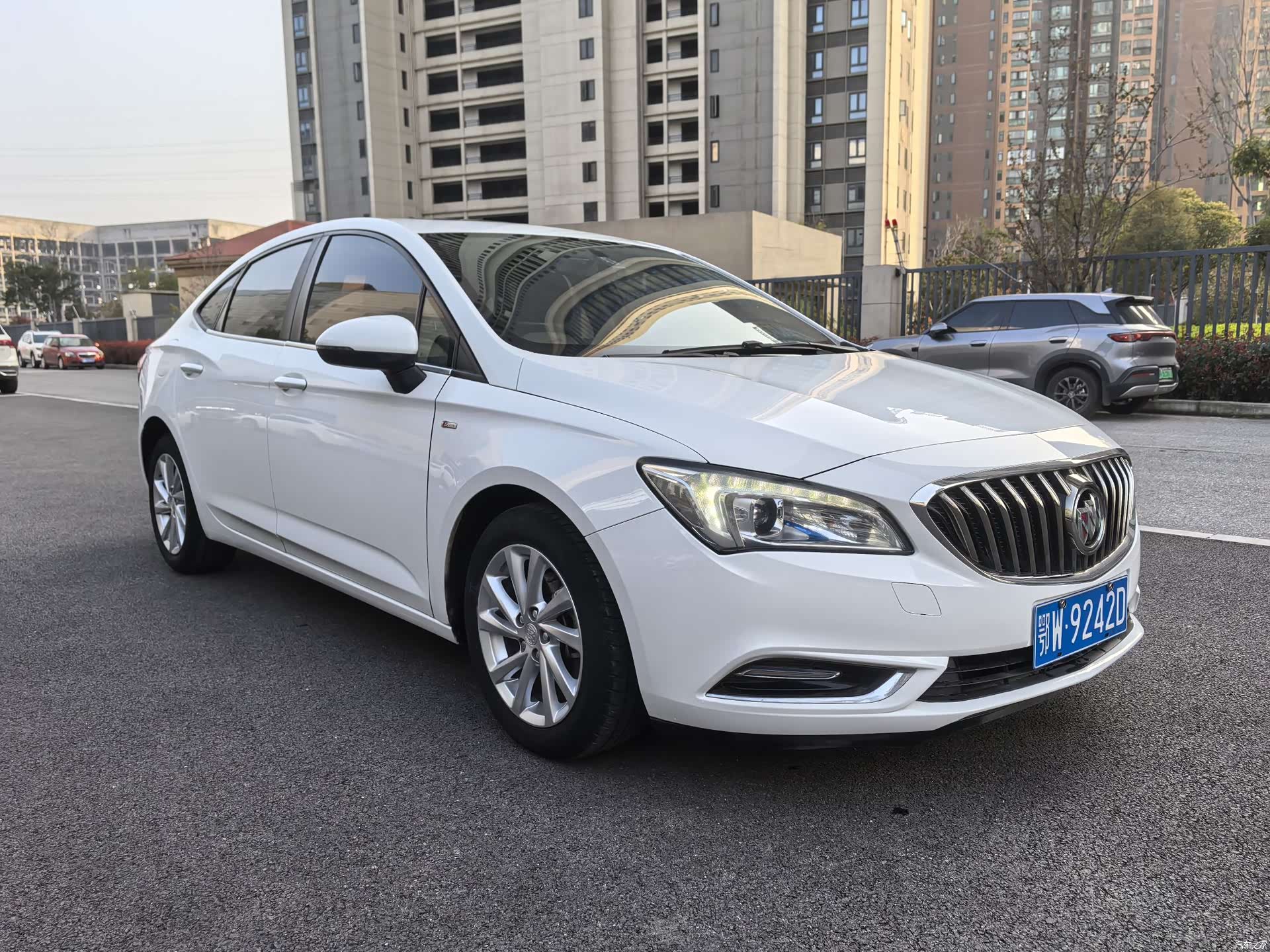 Buick Verano, 2017 8